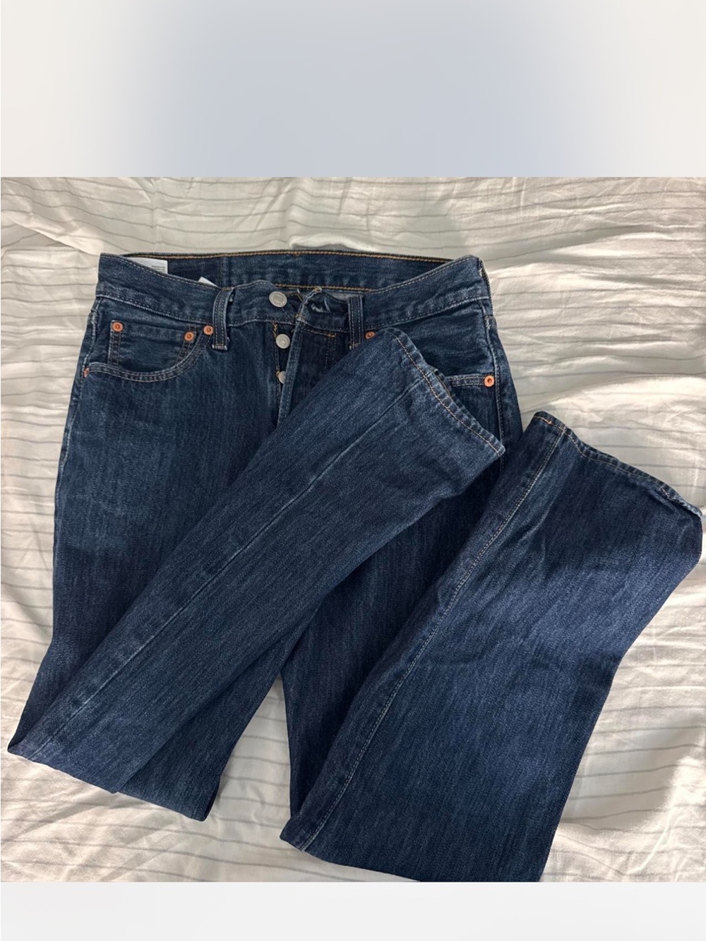 Levi’s 501 Dark Blue Women's mid rise Straight / cigarette Jeans